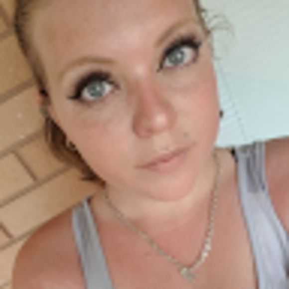 Meet your Posher, Chloe - Picture 1 of 1